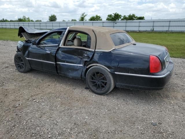 2004 Lincoln Town Car Ultimate