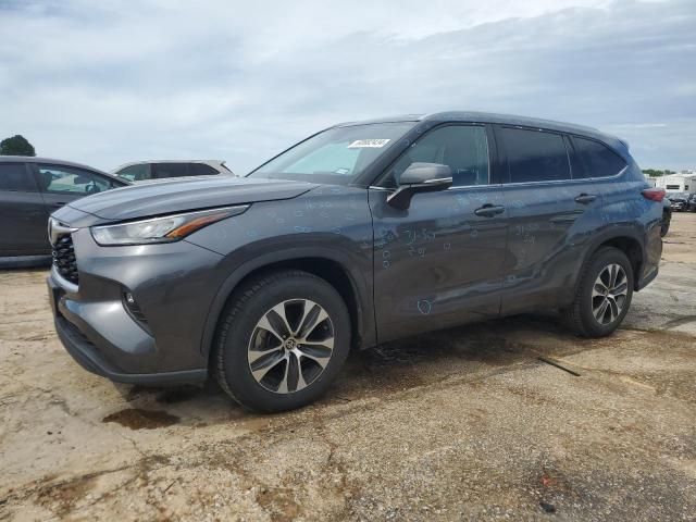 2020 Toyota Highlander XLE