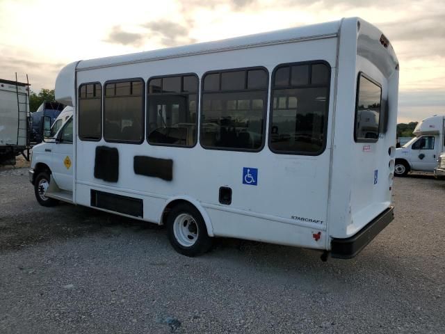 2016 Ford Econoline E350 Super Duty Cutaway Van