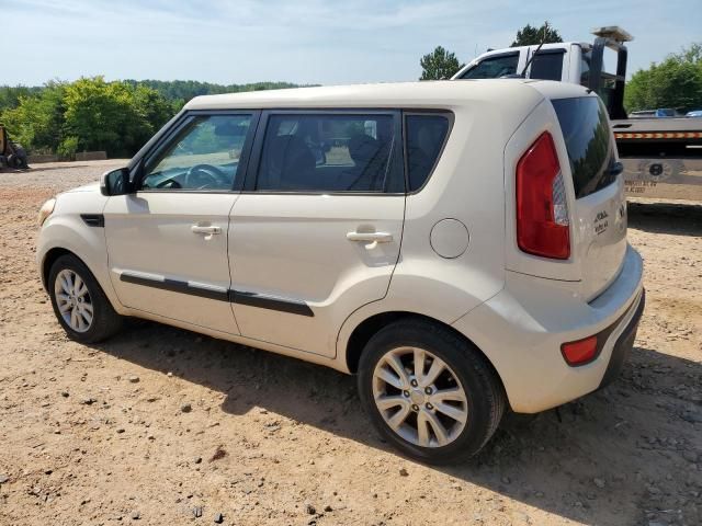 2013 KIA Soul +