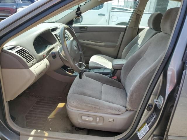 2004 Toyota Camry LE