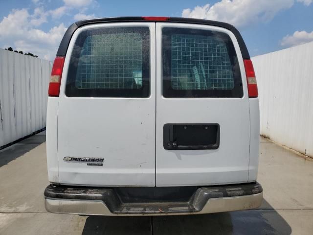 2015 Chevrolet Express G2500