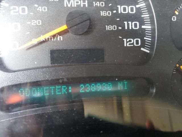 2003 Chevrolet Tahoe C1500