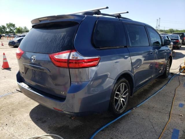 2015 Toyota Sienna LE