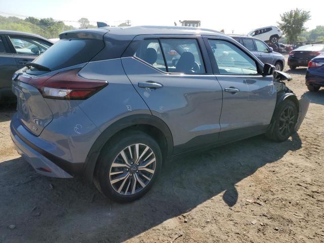 2022 Nissan Kicks SV