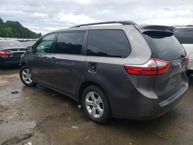 2015 Toyota Sienna LE