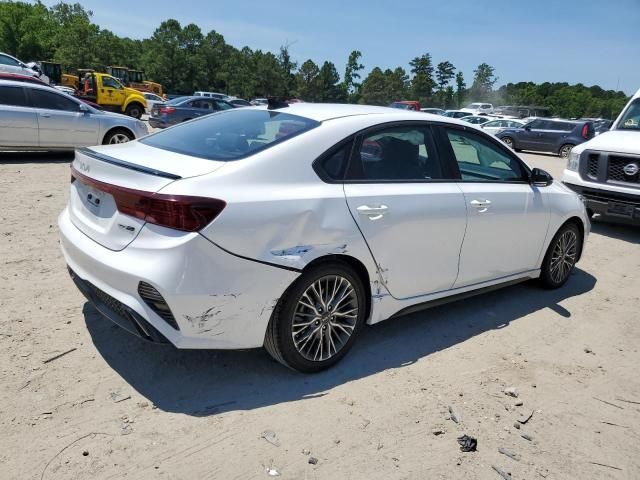 2022 KIA Forte GT Line