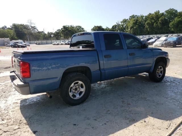 2005 Dodge Dakota Quattro