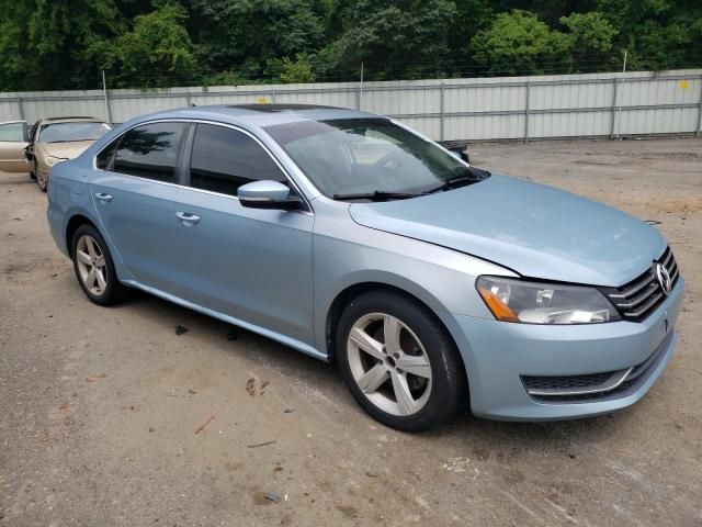 2013 Volkswagen Passat SE