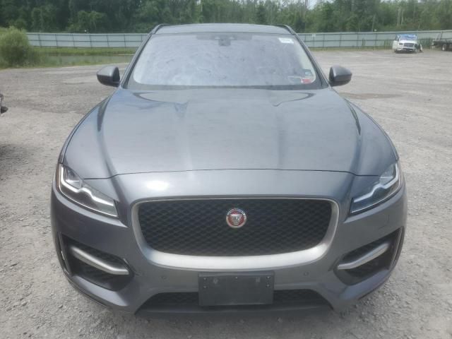 2017 Jaguar F-PACE R-Sport