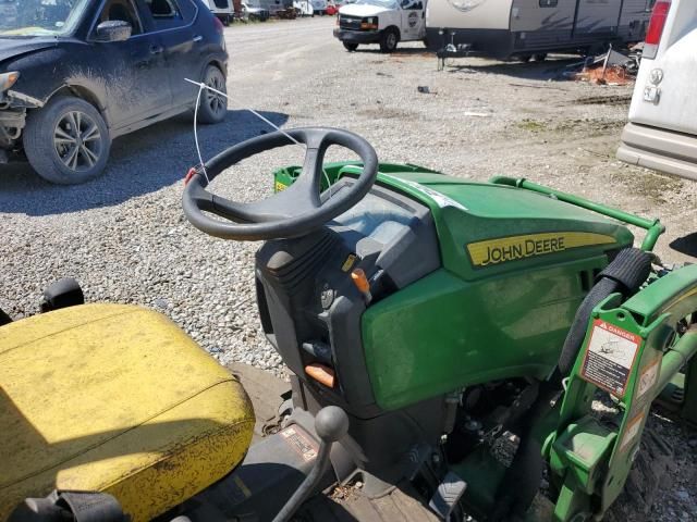 2021 John Deere 1025R