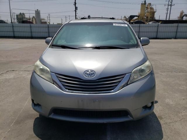 2011 Toyota Sienna XLE