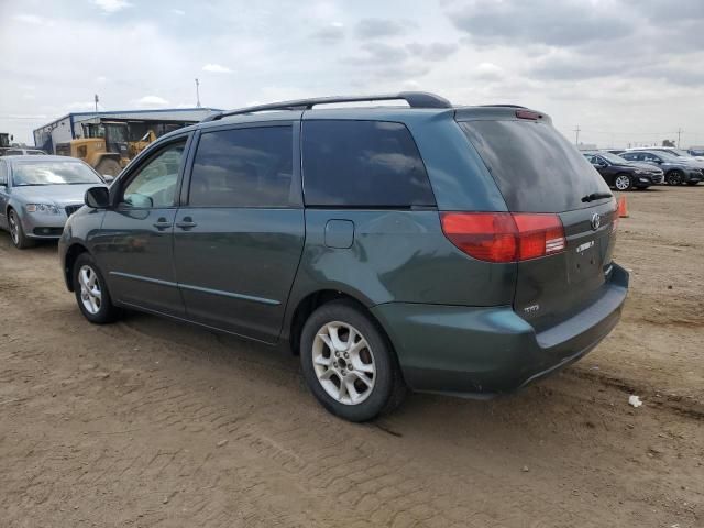 2004 Toyota Sienna CE