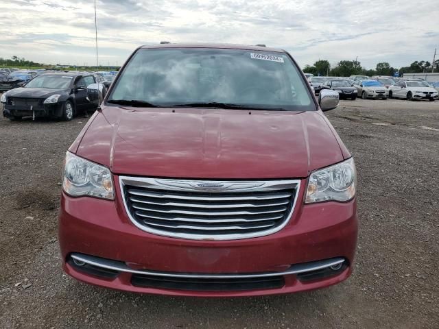 2016 Chrysler Town & Country Limited