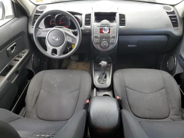 2011 KIA Soul +