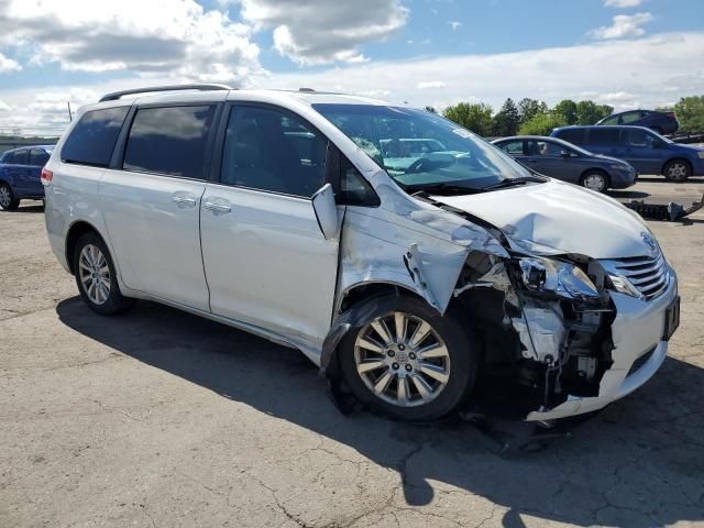 2011 Toyota Sienna XLE