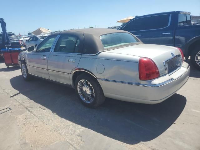 2006 Lincoln Town Car Signature