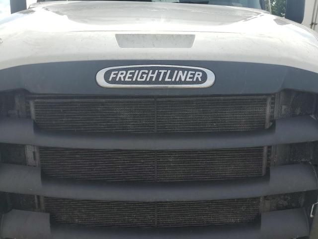 2021 Freightliner Cascadia 126