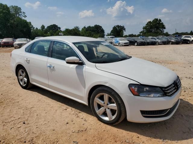 2013 Volkswagen Passat SE