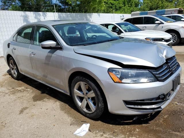 2012 Volkswagen Passat SE