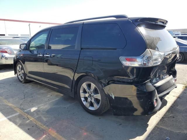 2014 Toyota Sienna Sport