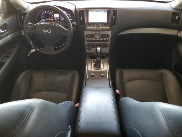 2015 Infiniti Q40