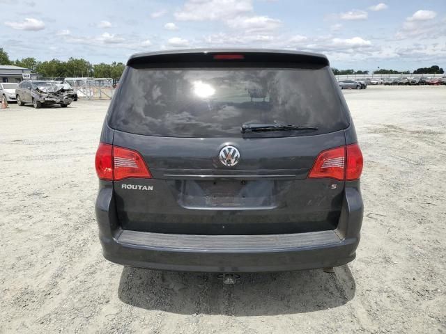 2012 Volkswagen Routan S