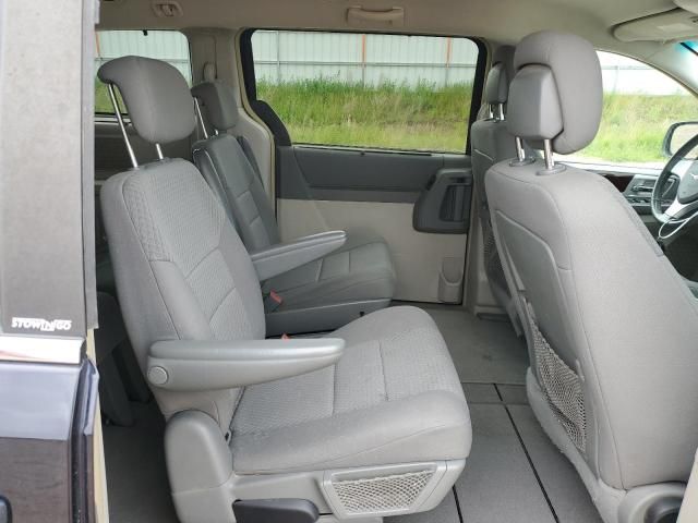 2010 Chrysler Town & Country Touring