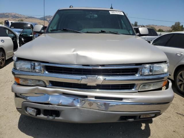 2004 Chevrolet Suburban K2500