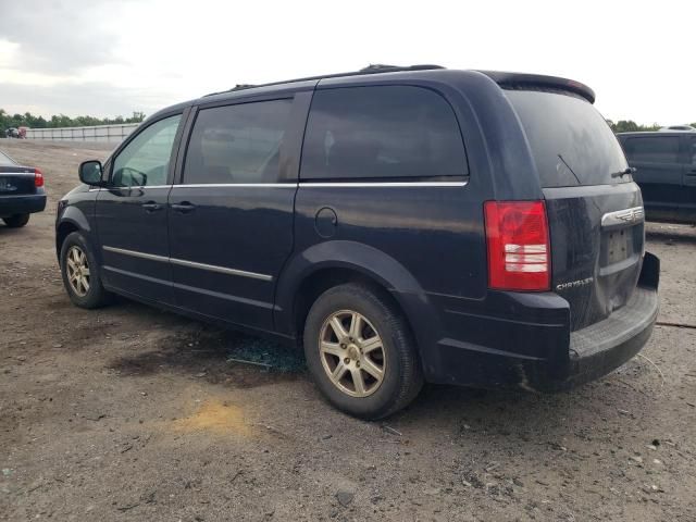 2010 Chrysler Town & Country Touring