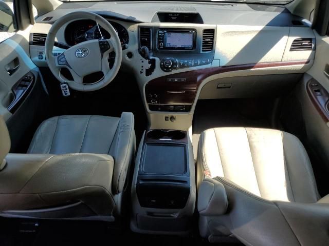 2014 Toyota Sienna XLE