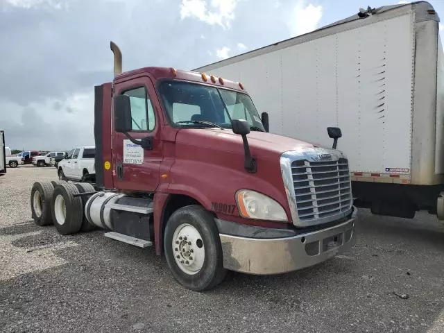 2014 Freightliner Cascadia 125