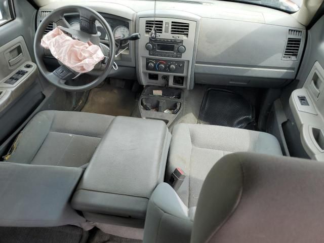 2005 Dodge Dakota Quad SLT