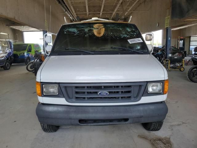 2004 Ford Econoline E250 Van