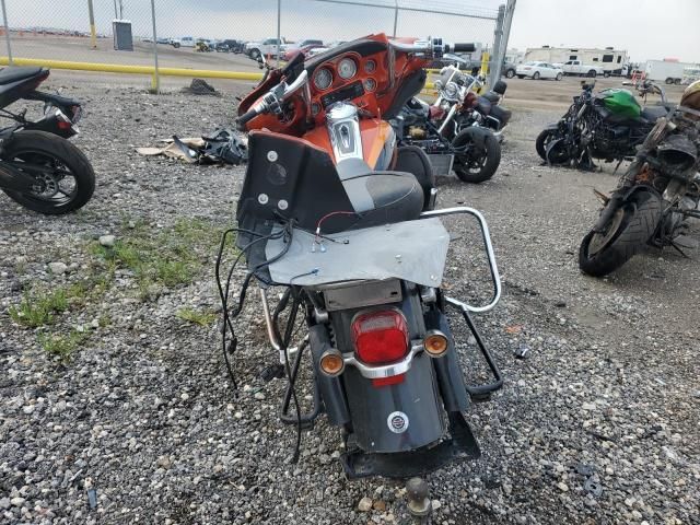 2013 Harley-Davidson Flhtcuse CVO Ultra Classic Electra Glide