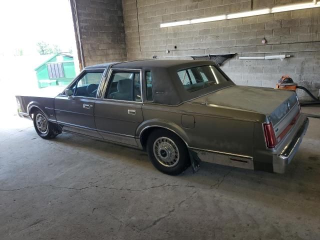 1988 Lincoln Town Car Signature