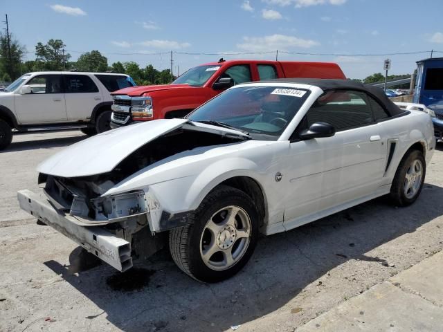 2004 Ford Mustang