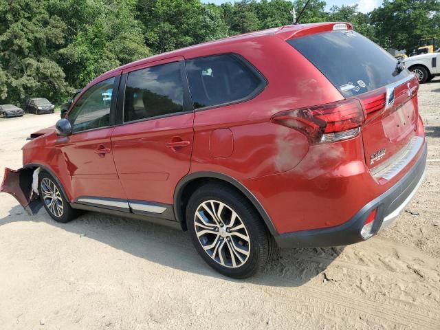 2016 Mitsubishi Outlander SE