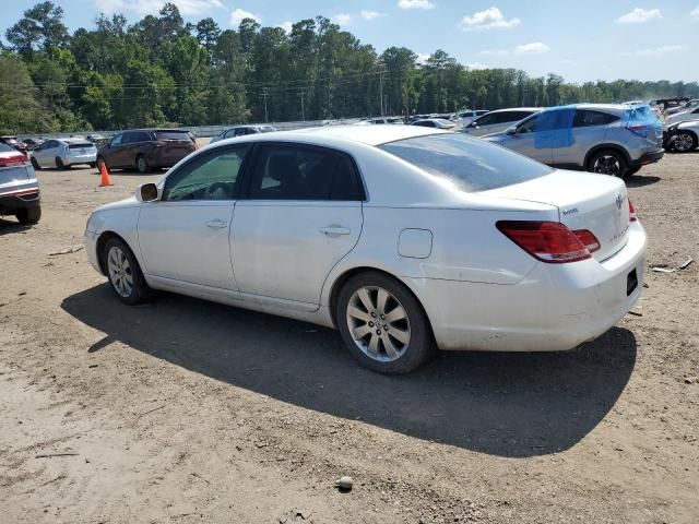 2005 Toyota Avalon XL