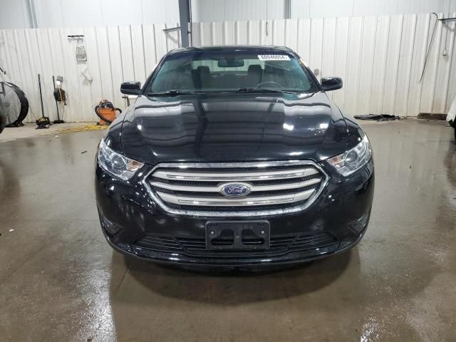 2016 Ford Taurus SEL