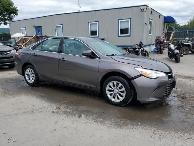 2016 Toyota Camry LE