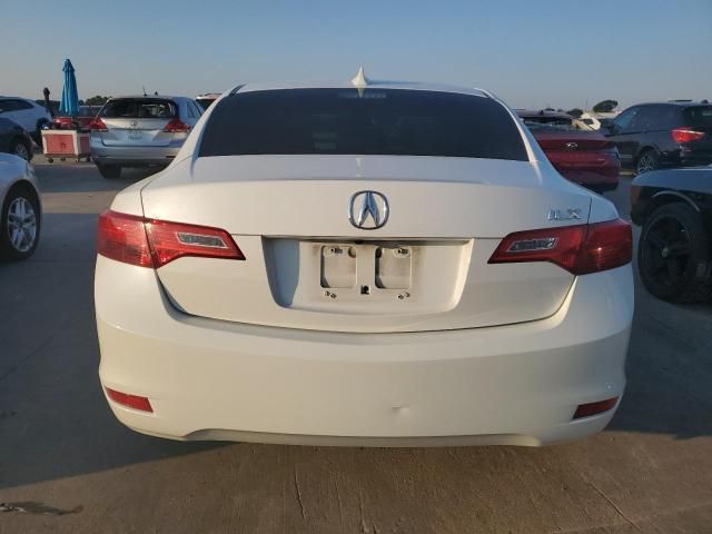 2013 Acura ILX 20 Tech