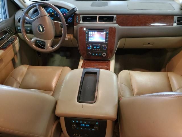 2014 Chevrolet Suburban K1500 LTZ