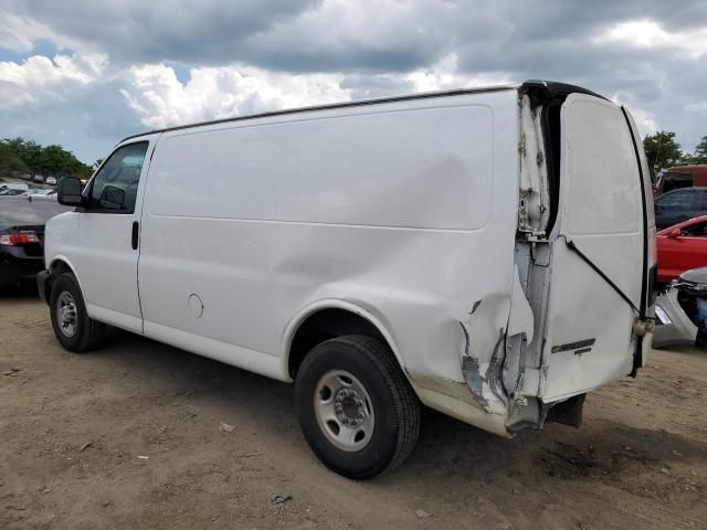 2016 Chevrolet Express G2500