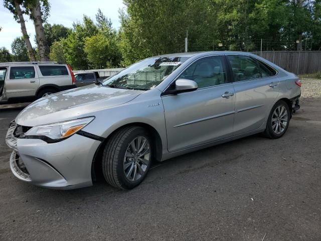 2017 Toyota Camry Hybrid