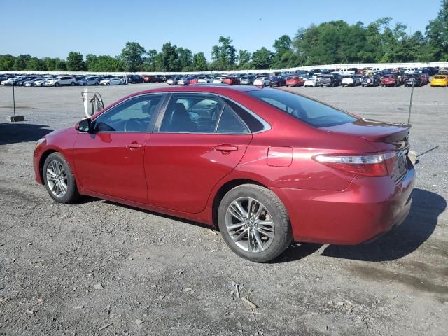 2015 Toyota Camry Hybrid