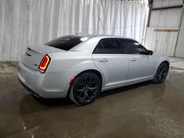 2022 Chrysler 300 Touring