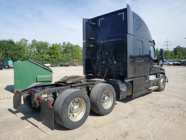 2017 Freightliner Cascadia 125