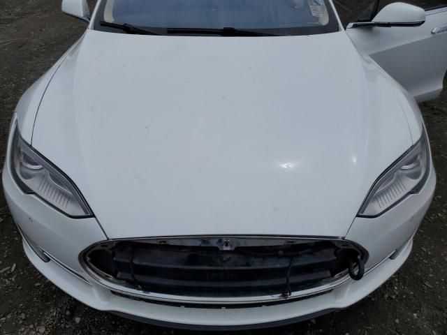 2014 Tesla Model S