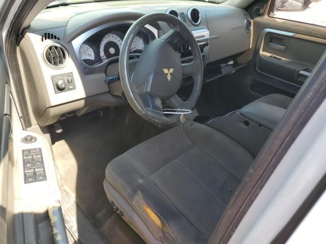 2006 Mitsubishi Raider Durocross